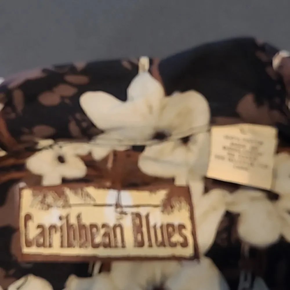 Caribbean  blues sz L button front shirt